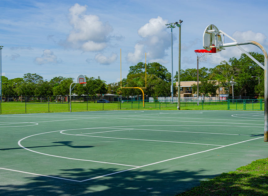 Bartlett Park outdoor basketball court